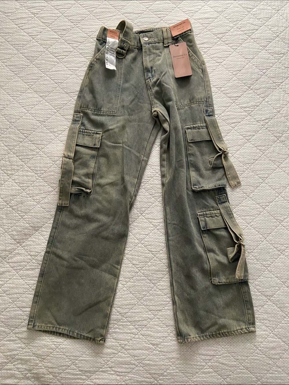 Between us jeans size 7 wide leg